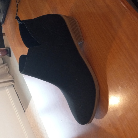 Women's Core Chelsea Boot gore on the side easy on/off low heel slip-resistant - Picture 11 of 13